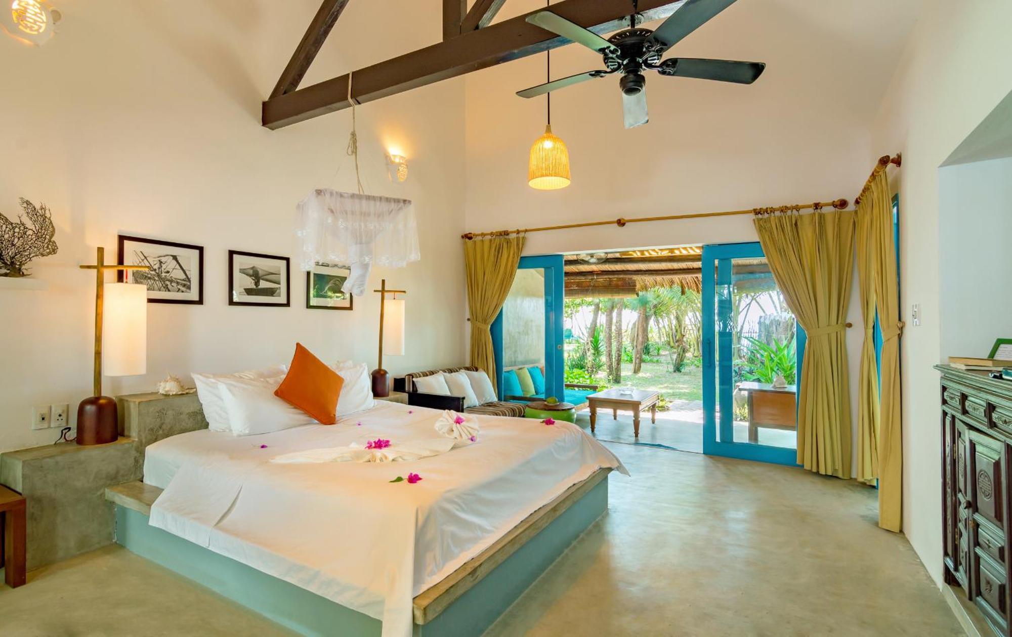 Bungalow Water Front