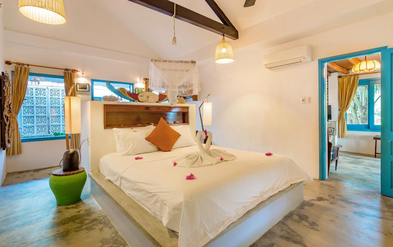 Bungalow Water Front